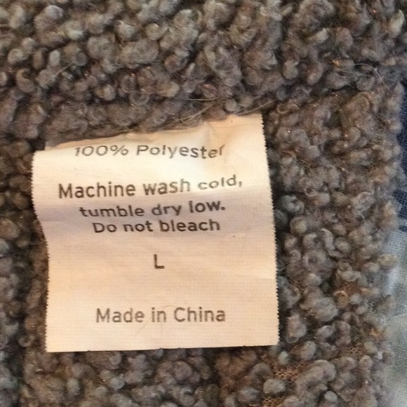 Eddie Bauer Dog Coat - Picture 5 of 8